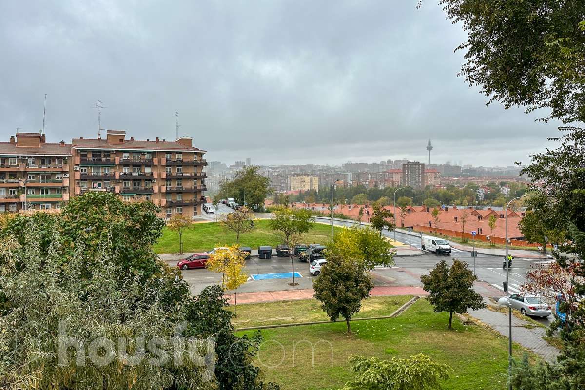 Exterior view of Flat for sale in  Madrid Capital  with Air Conditioner, Heating and Terrace