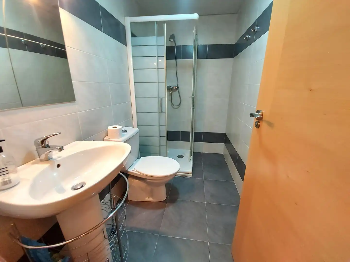 Bany de Àtic en venda en  Logroño amb Aire condicionat, Calefacció i Parquet