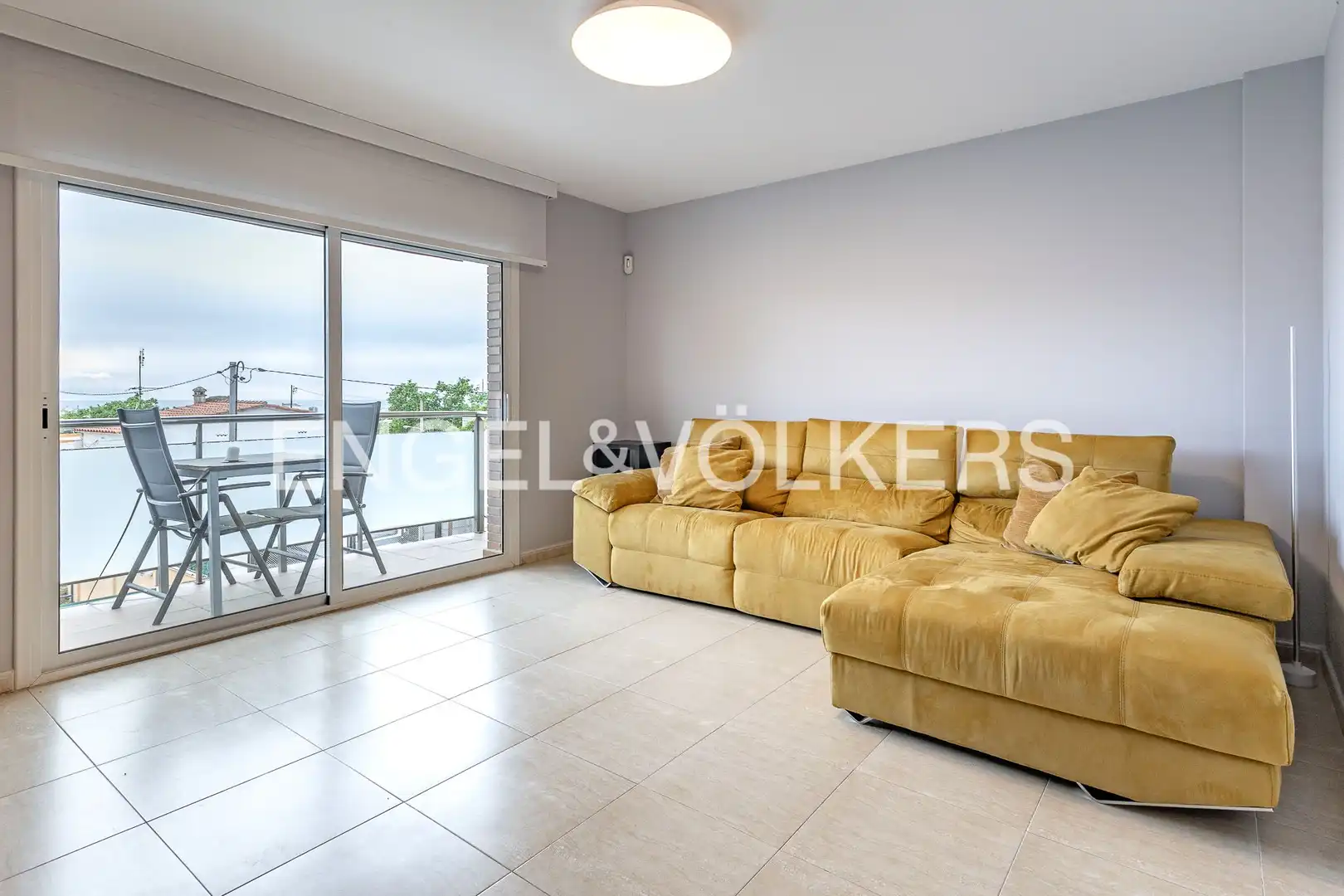 Sala de estar de Casa o chalet en venta en Badalona con Aire acondicionado, Calefacción y Terraza