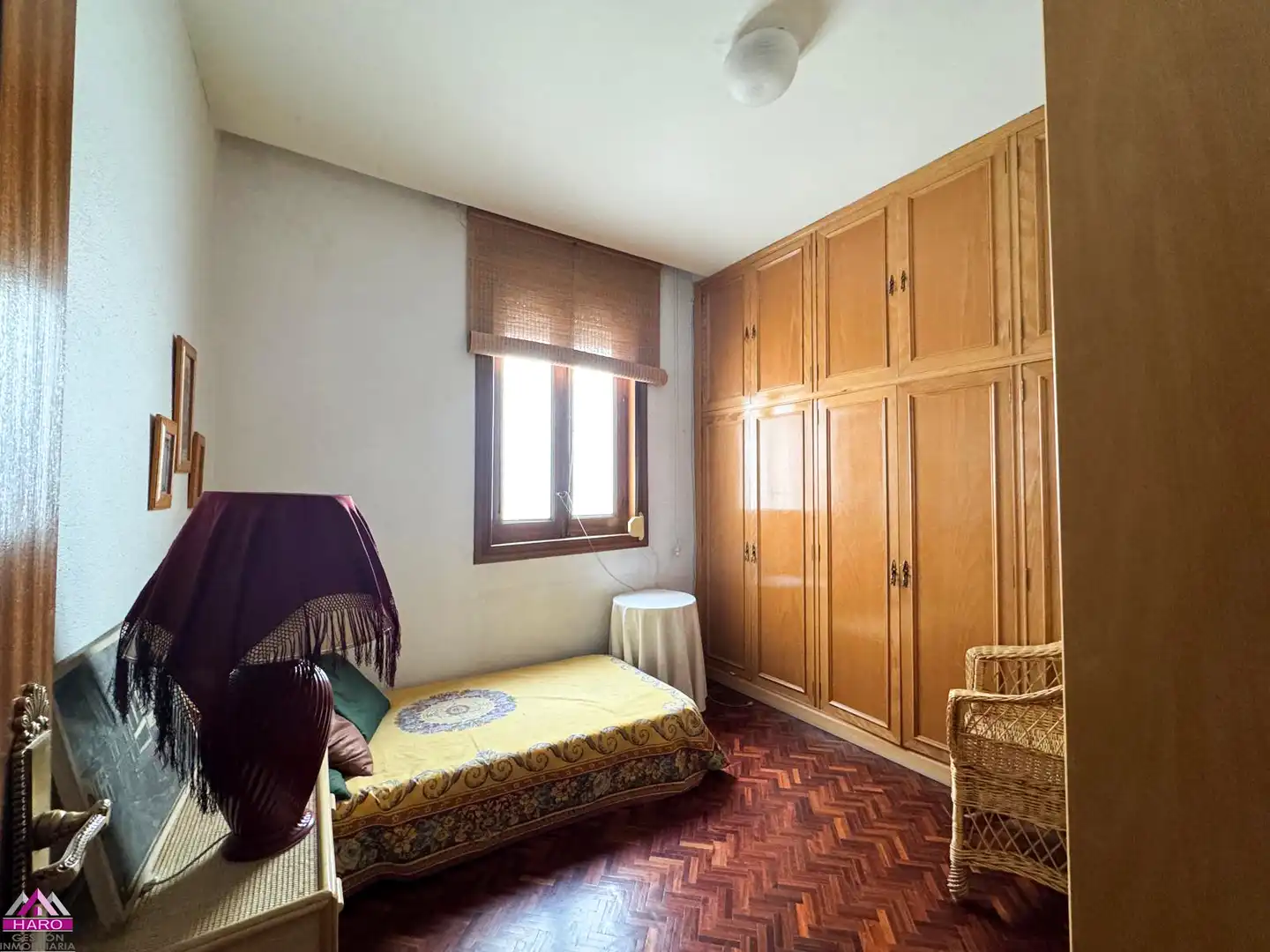 Habitación de Piso en venta en Madrid con Calefacción, Trastero y Balcón