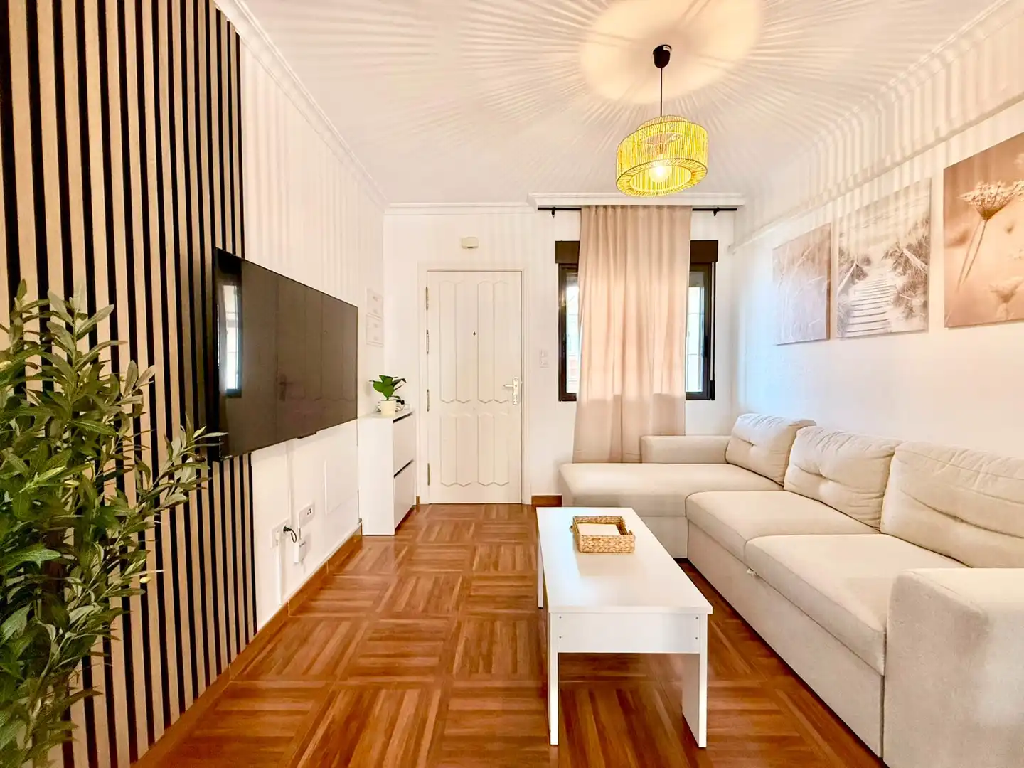 Sala de estar de Casa o chalet de alquiler en Torrevieja con Aire acondicionado, Amueblado y Horno