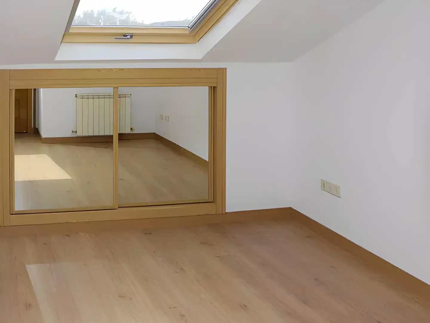 Dúplex en venta en Valdeolmos-Alalpardo