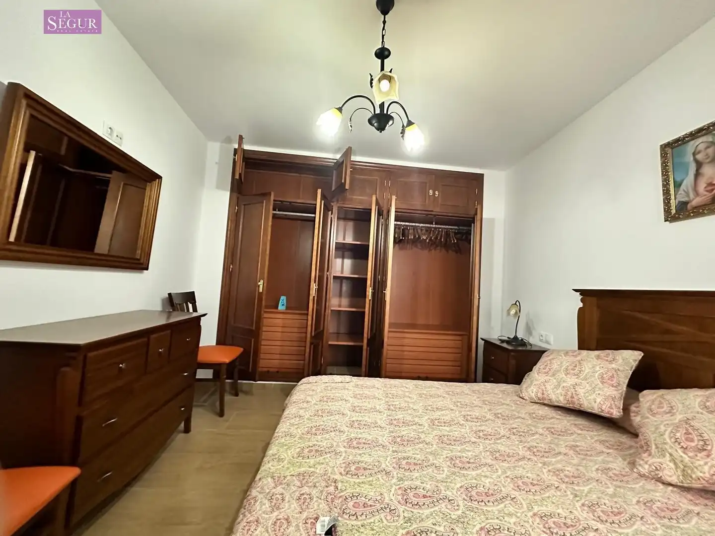 Habitación de Planta baja en venta en Conil de la Frontera con Aire acondicionado