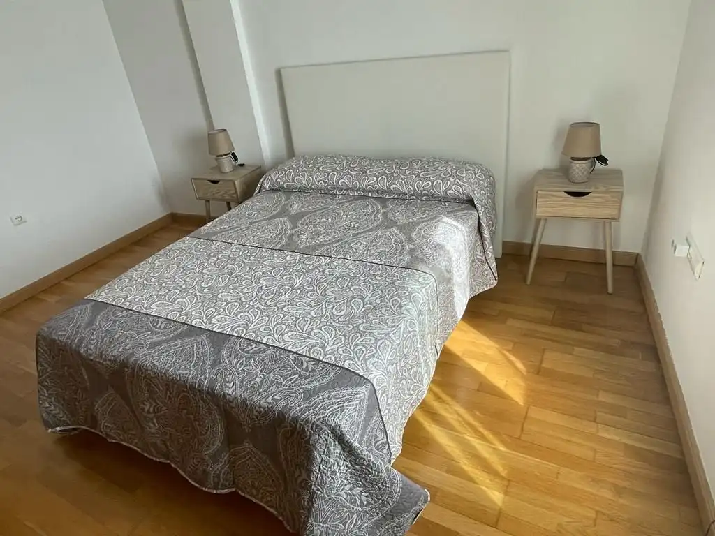 Flat with lift for sale in Casco Antiguo, imagen 4
