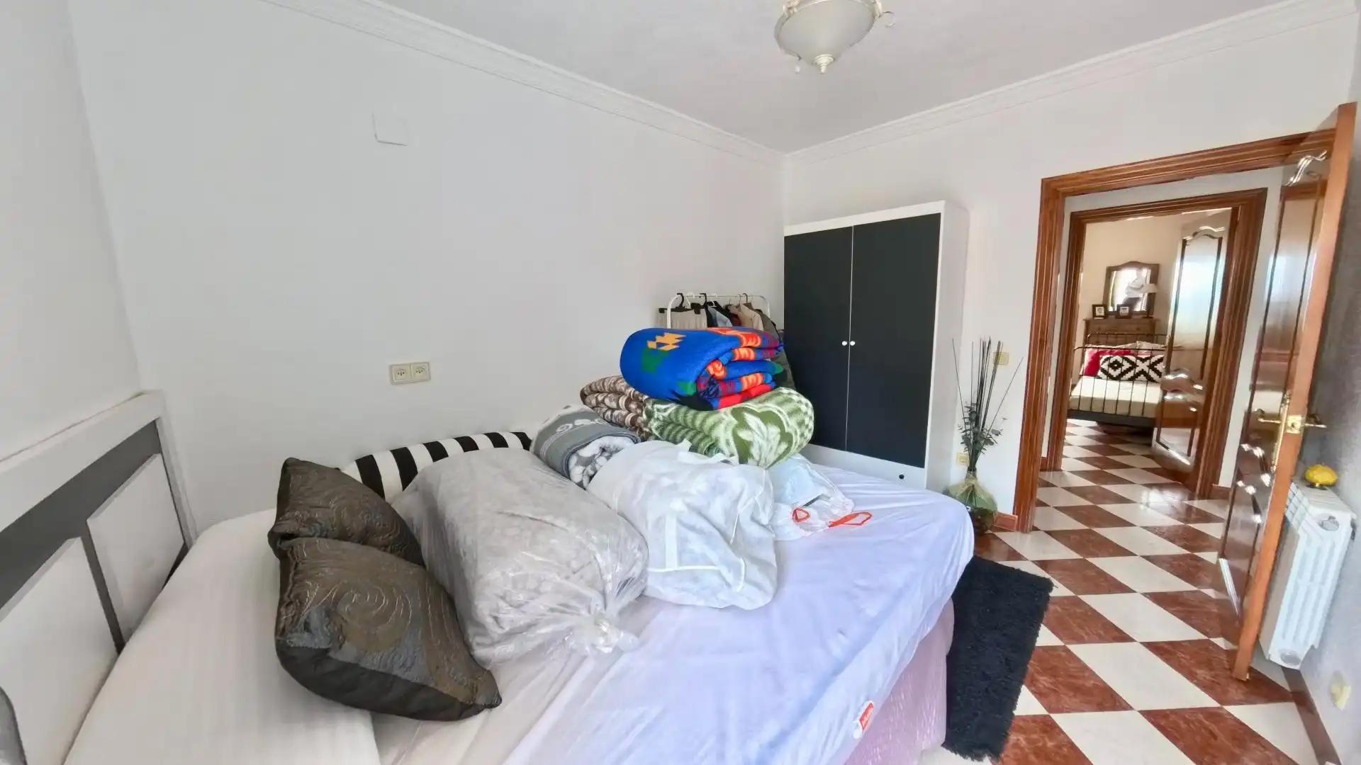 Casa adosada en venta en Calle GRANADA CAMP, Cortes de Baza