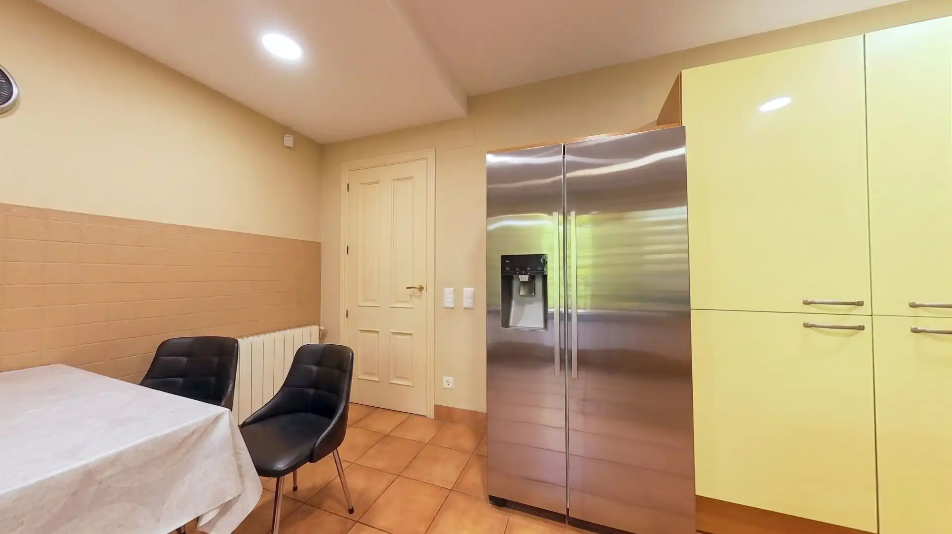 Kitchen of Houses for sale in Sant Feliu de Llobregat  with Air Conditioner, Heating and Private garden