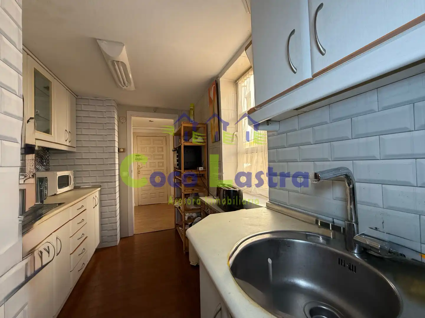 Kitchen of Flat for rent in Salamanca  with Air Conditioner, Heating and Parquet flooring
