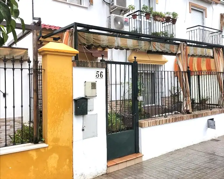 Adossat amb jardí en venda a Ronda Del Ferrocarril