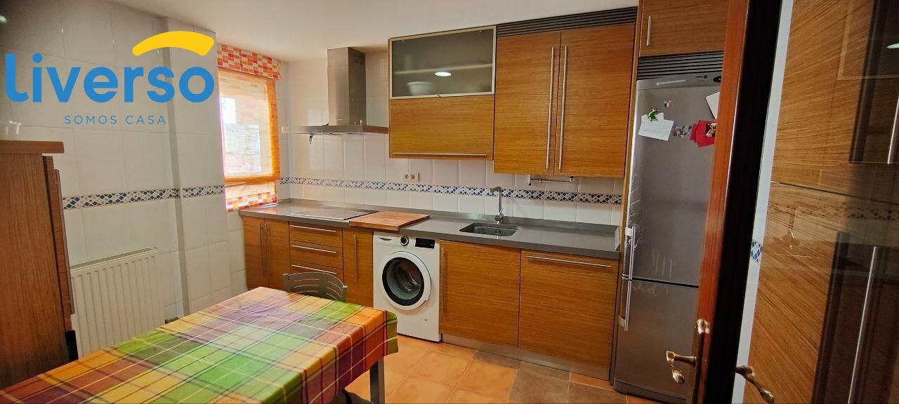 Cuina de Pis en venda en Aranda de Duero amb Calefacció i Moblat