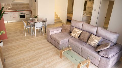 VILLA INDEPENDIENTE CON PISCINA PRIVADA Y SÓTANO CON APARTAMENTO INDEPENDIENTE. LLAVE EN MANO!, imatge 5