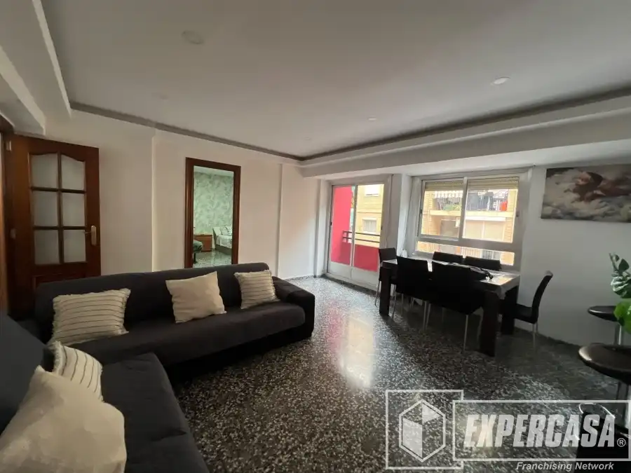 Flat with lift for sale in Alaquàs, imagen 2