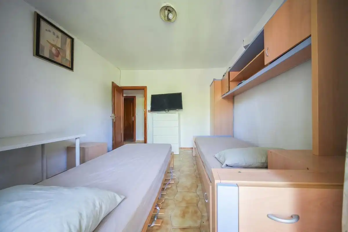 Habitación de Piso en venta en Madrid con Calefacción, Terraza y Amueblado