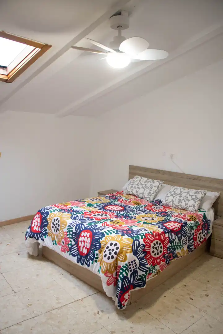 Schlafzimmer von Gebäude zum Verkauf in Marín