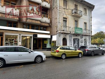 Local comercial en venda a Calle López Seña 5