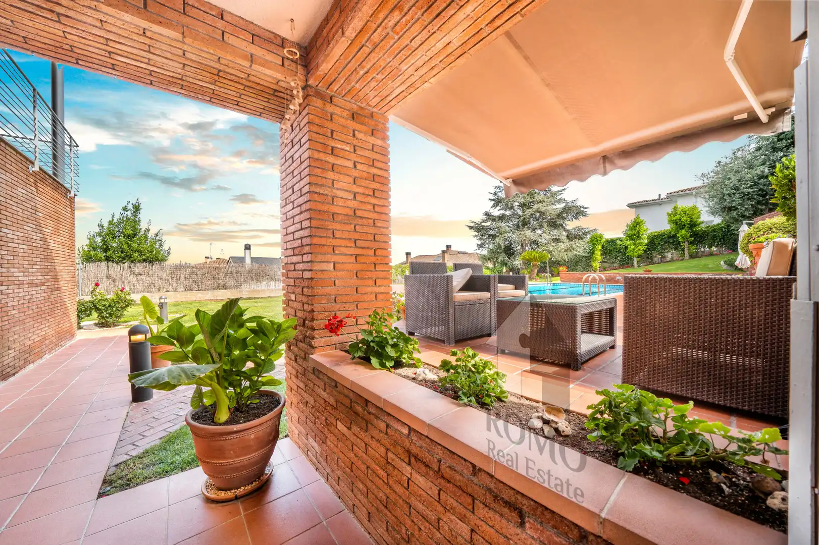 Houses for sale in Carrer d'Osona, Canovelles