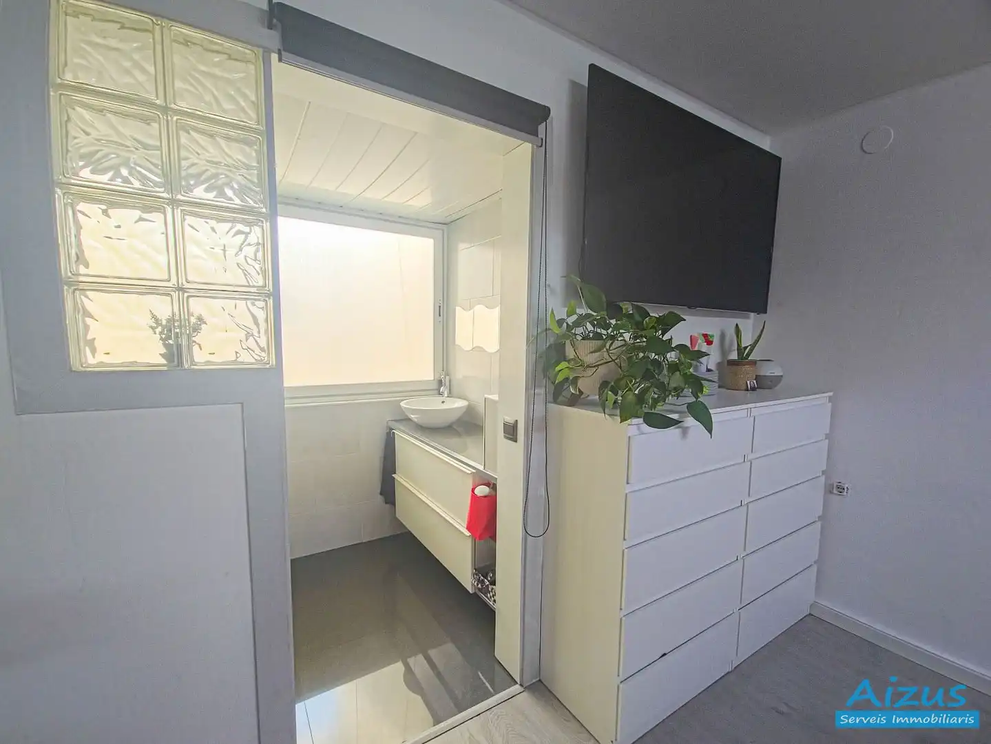 Baño de Ático en venta en Ripollet con Aire acondicionado, Parquet y Terraza