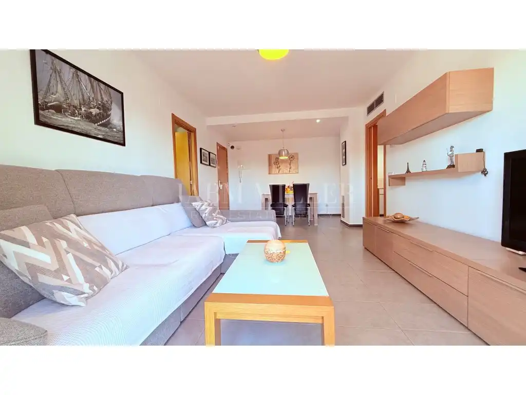 Living room of Ground floor for sale in L'Estartit  with Air Conditioner, Swimming Pool and Furnished