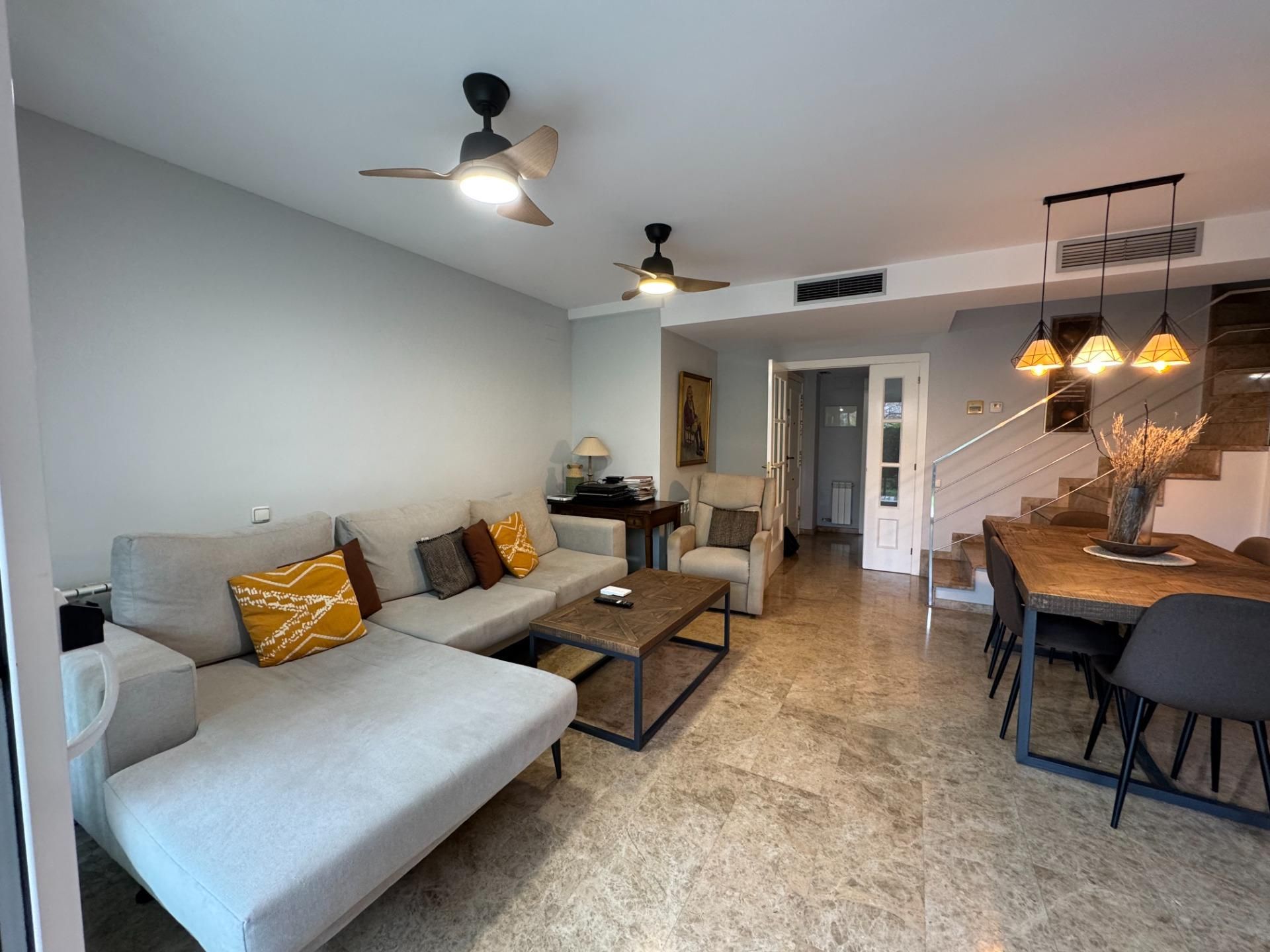 Living room of Duplex for sale in Sitges  with Air Conditioner, Private garden and Parquet flooring