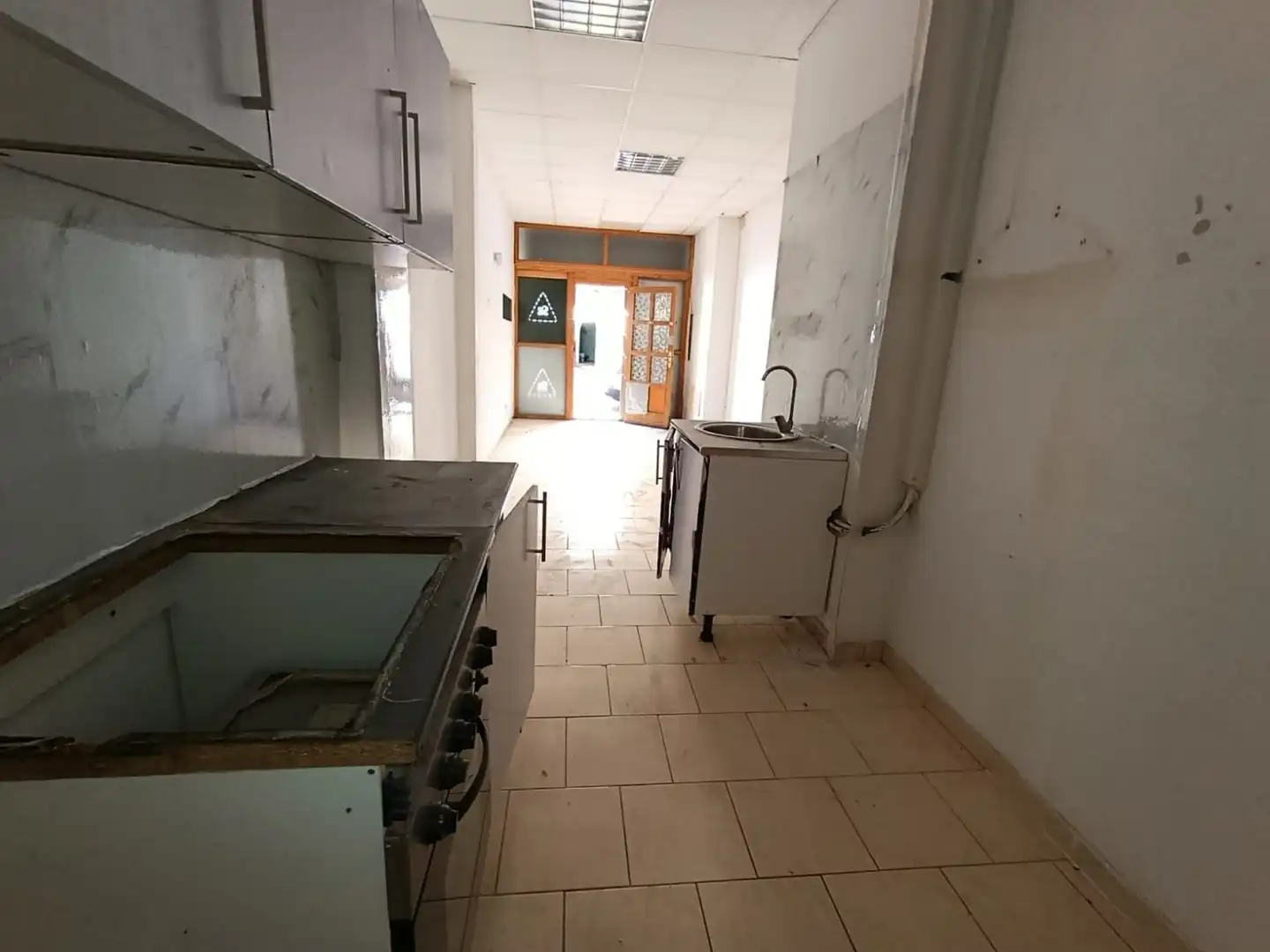Local comercial en venda a Llevant, imagen 12