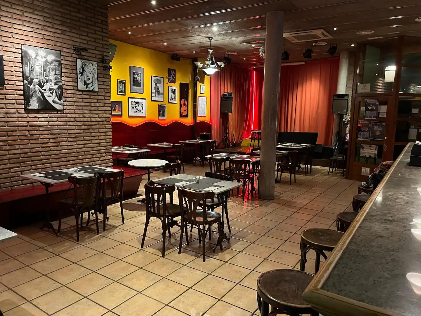 Business premises for sale in Centre Vila