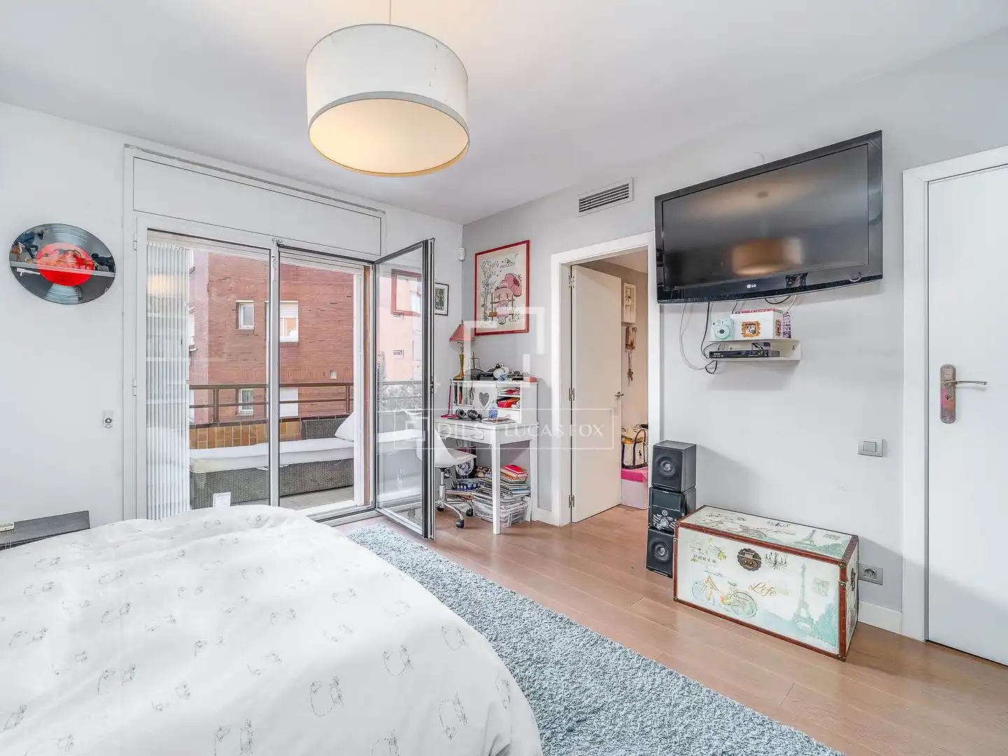 Schlafzimmer von Wohnung zum Verkauf in Barcelona mit Klimaanlage, Heizung und Terrasse
