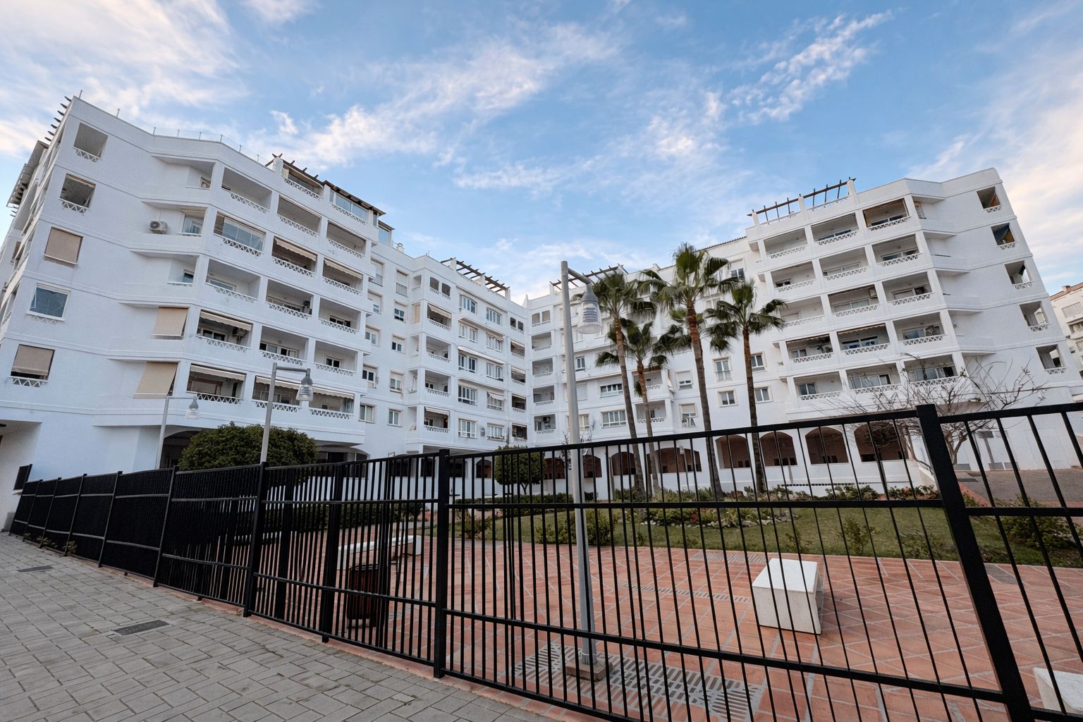 Exterior view of Flat for rent in Marbella  with Air Conditioner, Heating and Terrace