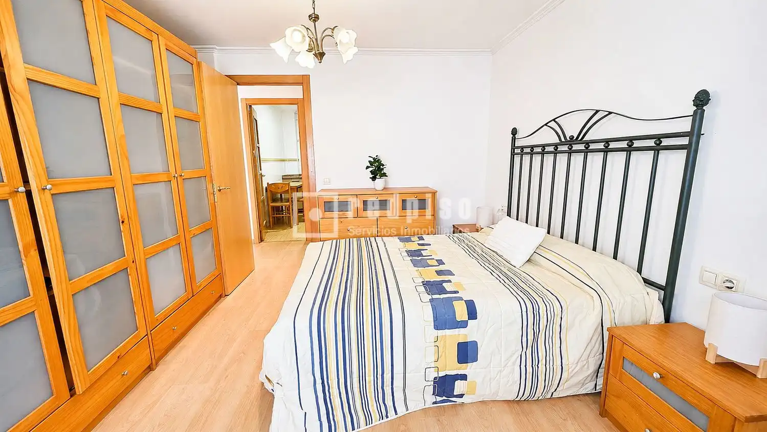 Schlafzimmer von Wohnung zum Verkauf in Valencia mit Klimaanlage