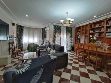 Appartement avec balcon à vendre à Avenida de la Constitución