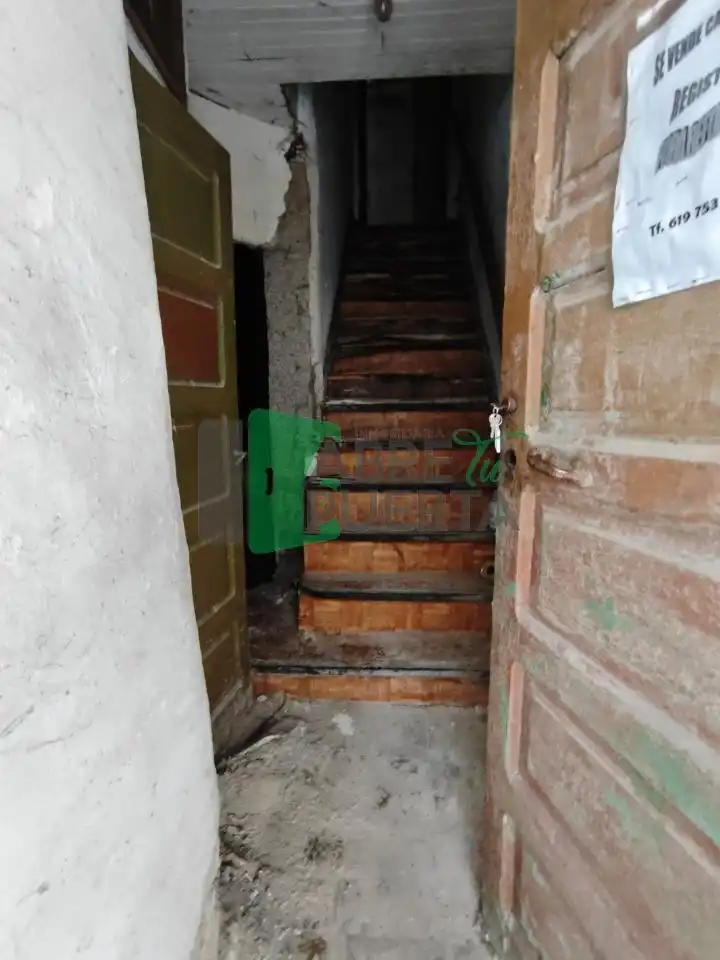 Houses for sale in Ourense Capital   with Private garden