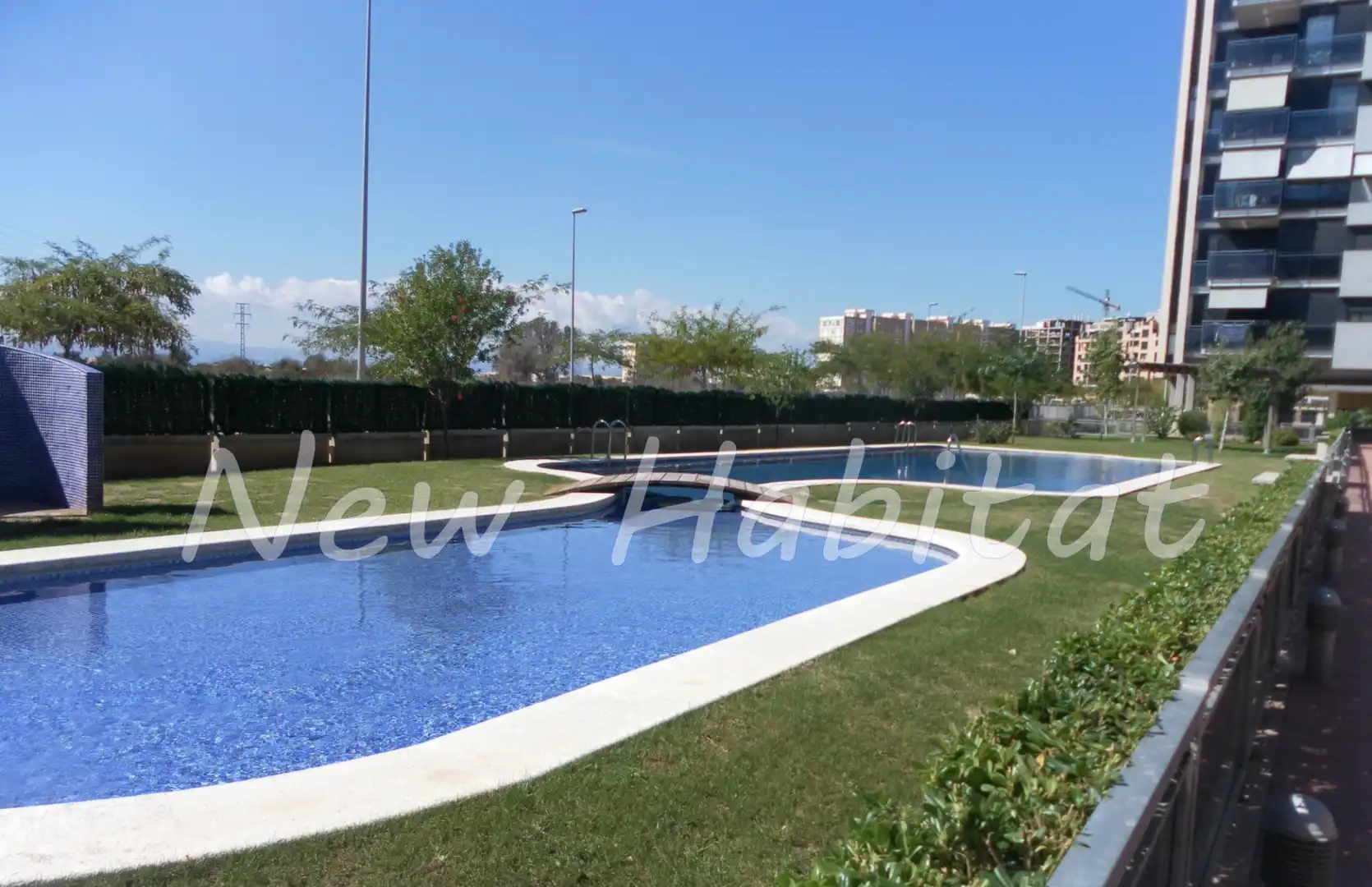 Piscina de Piso en venta en Castellón de la Plana / Castelló de la Plana con Aire acondicionado, Trastero y Piscina comunitaria