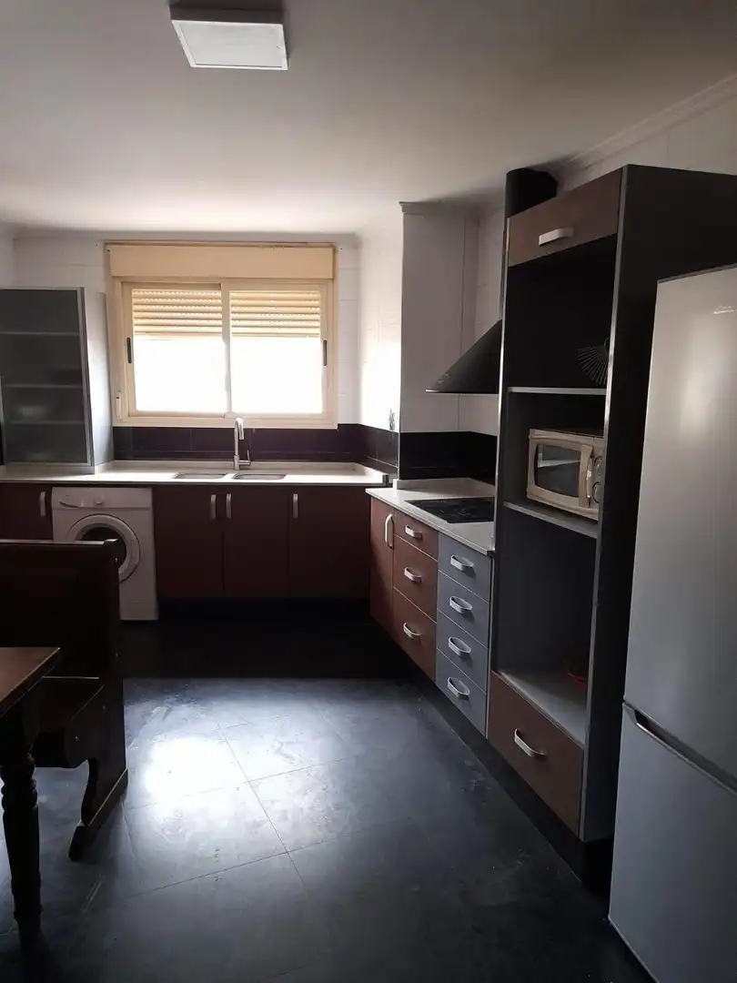 Cocina de Casa adosada en venta en Gilet con Terraza y Balcón