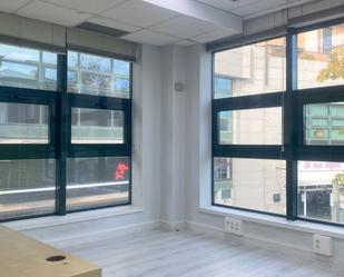 Office to rent in Pozuelo de Alarcón  with Air Conditioner