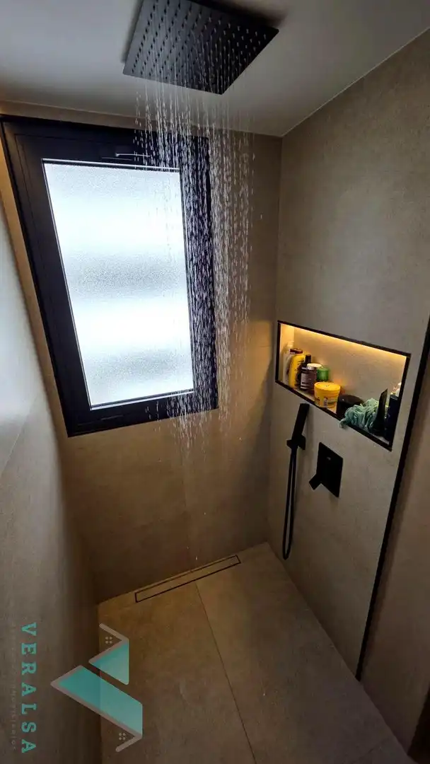 Baño de Piso en venta en Madrid con Aire acondicionado, Calefacción y Terraza