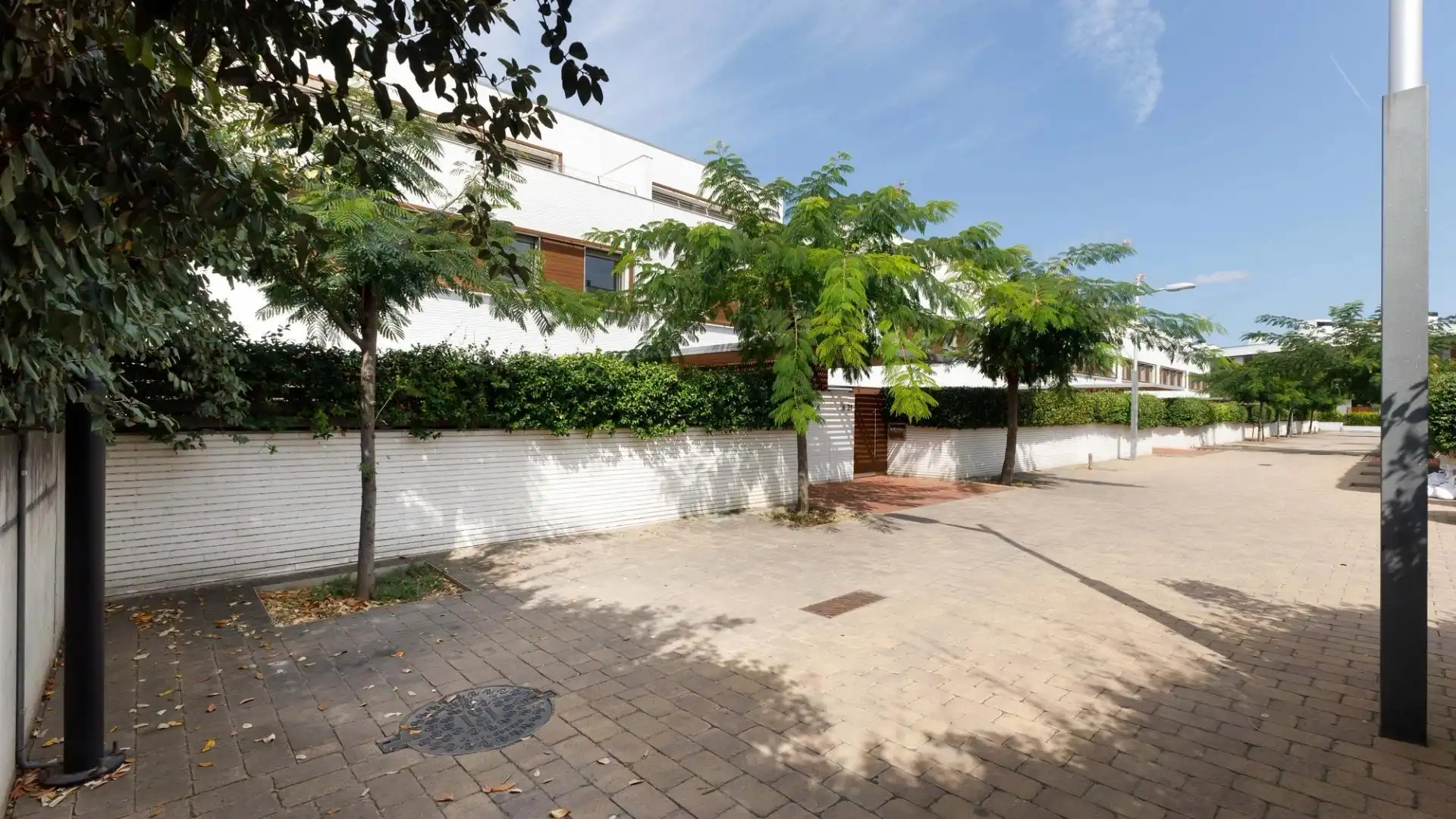 Vista exterior de Casa o chalet de alquiler en Sabadell con Aire acondicionado, Calefacción y Jardín privado