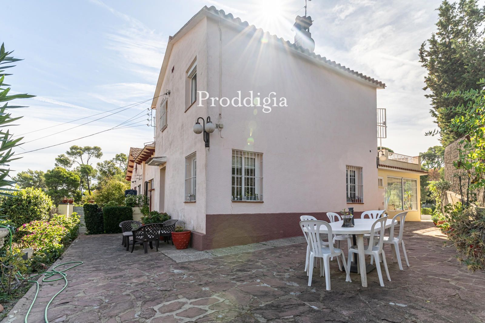 Vista exterior de Casa o chalet en venta en Sant Cugat del Vallès