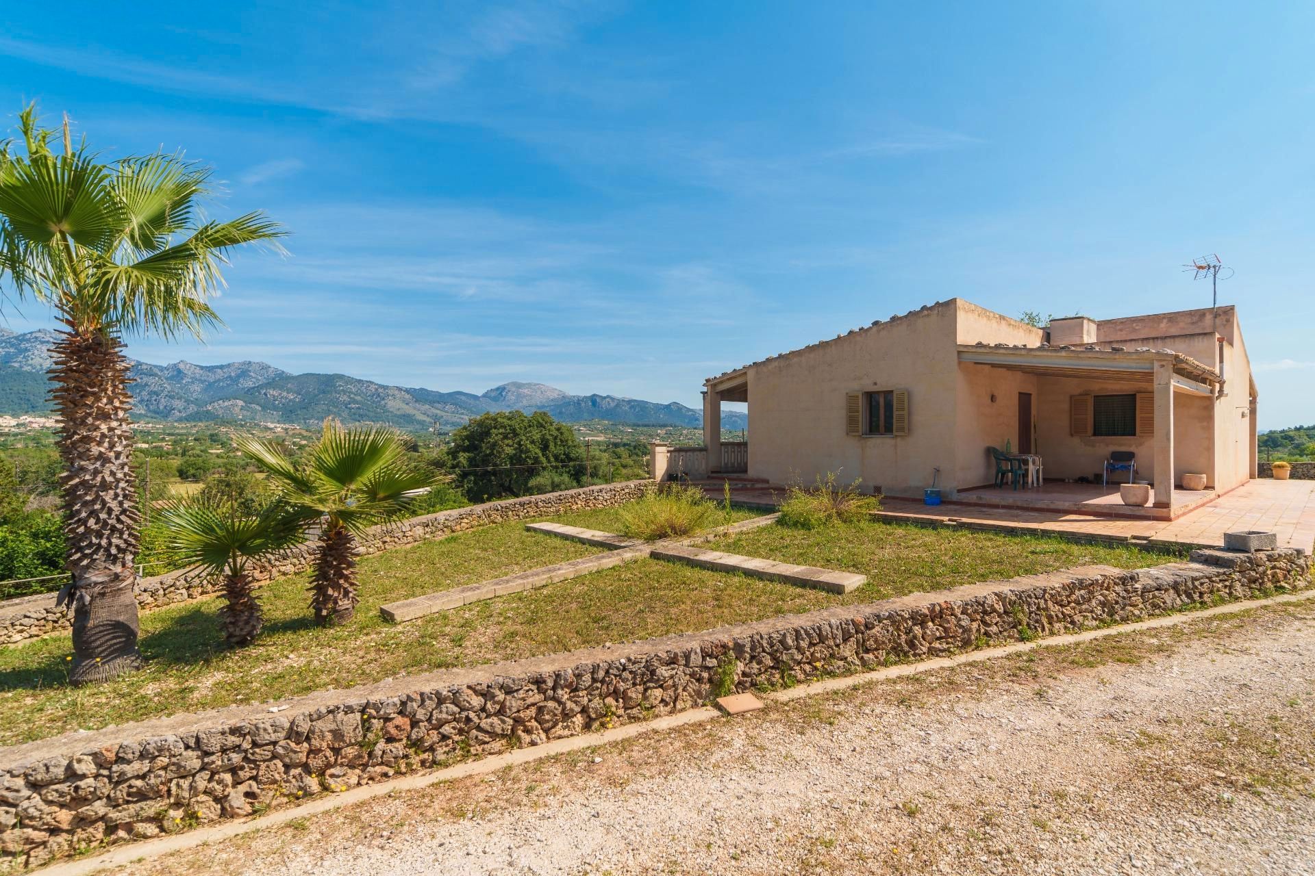 Jardí de Finca rústica en venda en Selva amb Jardí privat, Terrassa i Traster