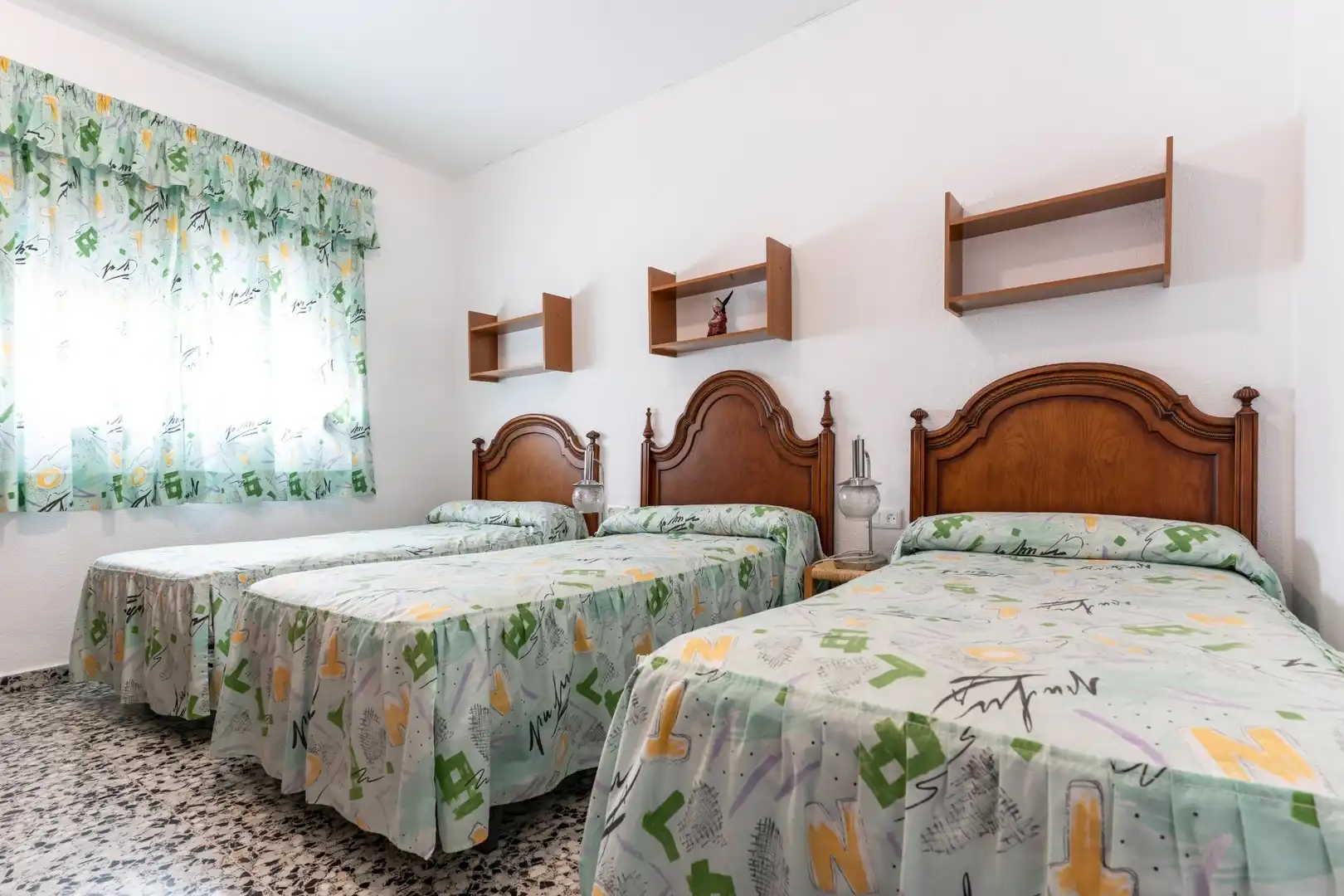 Habitación de Casa adosada en venta en Benissuera con Jardín privado y Piscina