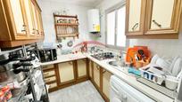 Kitchen of Flat for sale in  Sevilla Capital  with Air Conditioner, Terrace and Furnished