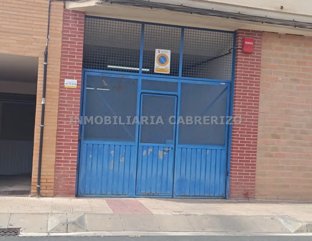 Parking of Garage for rent in Lardero