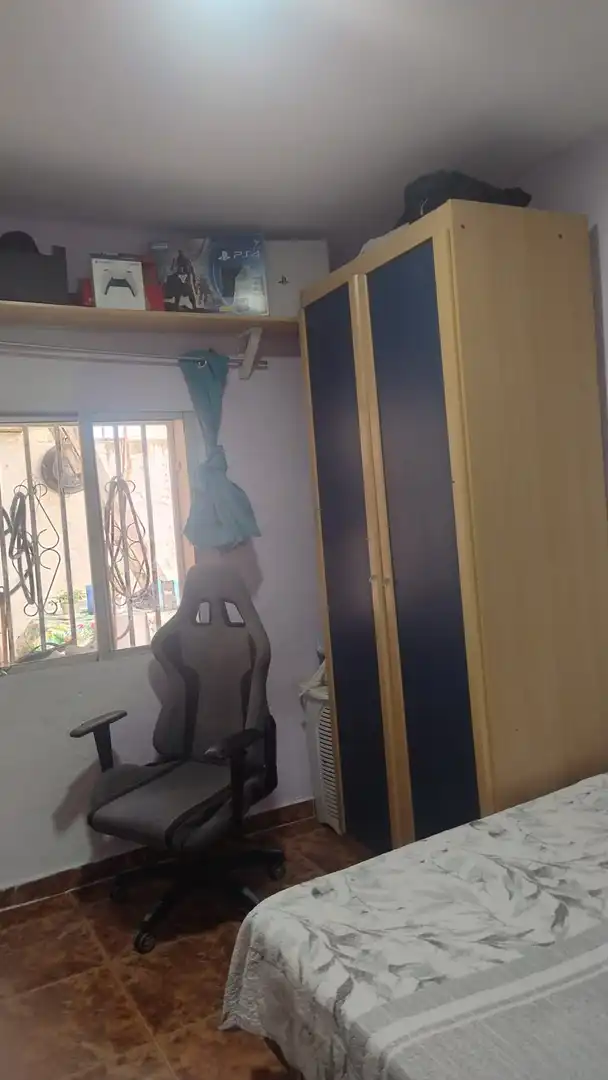 Dormitori de Casa o xalet en venda en Zaragoza
