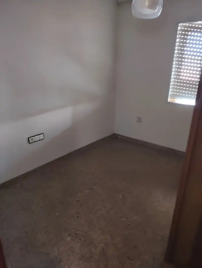Flat for sale in Carcaixent  with Furnished