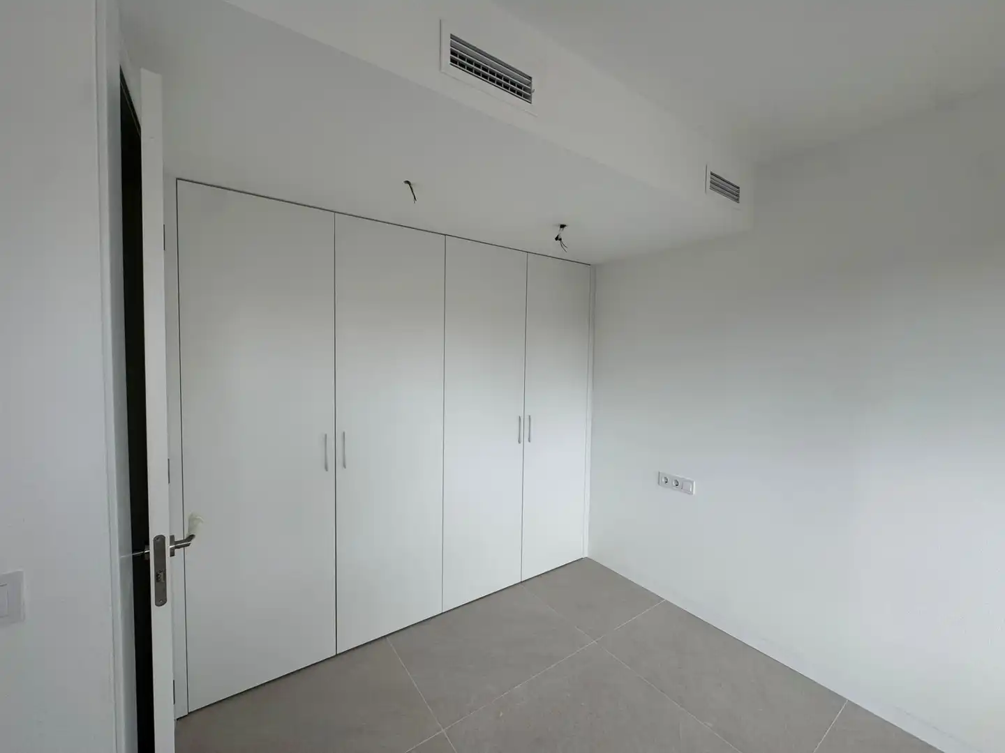 Casa amb terrassa en venda a Avenida Diputacion, imagen 15