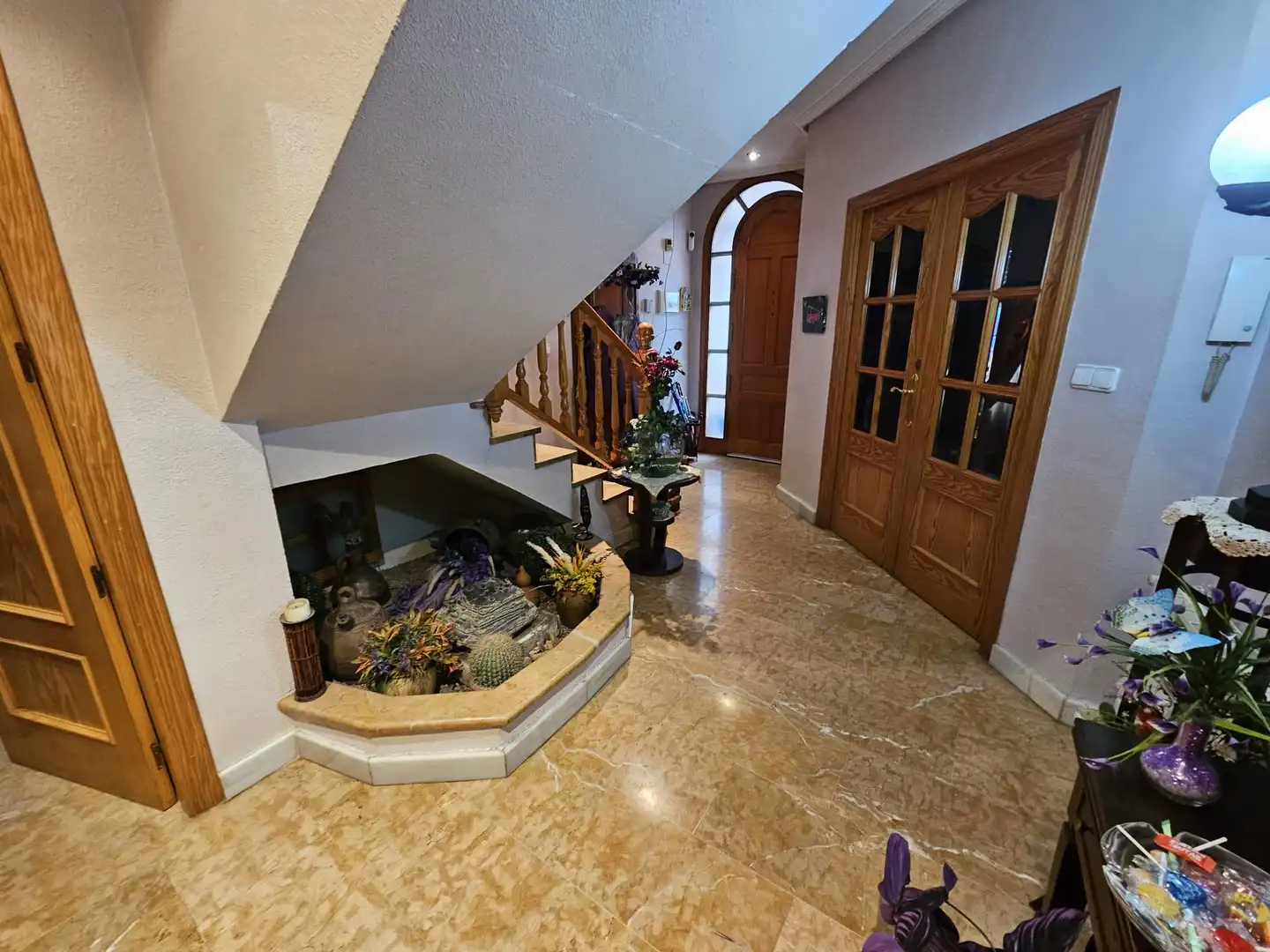 Casa adosada en venta en El Pinós / Pinoso