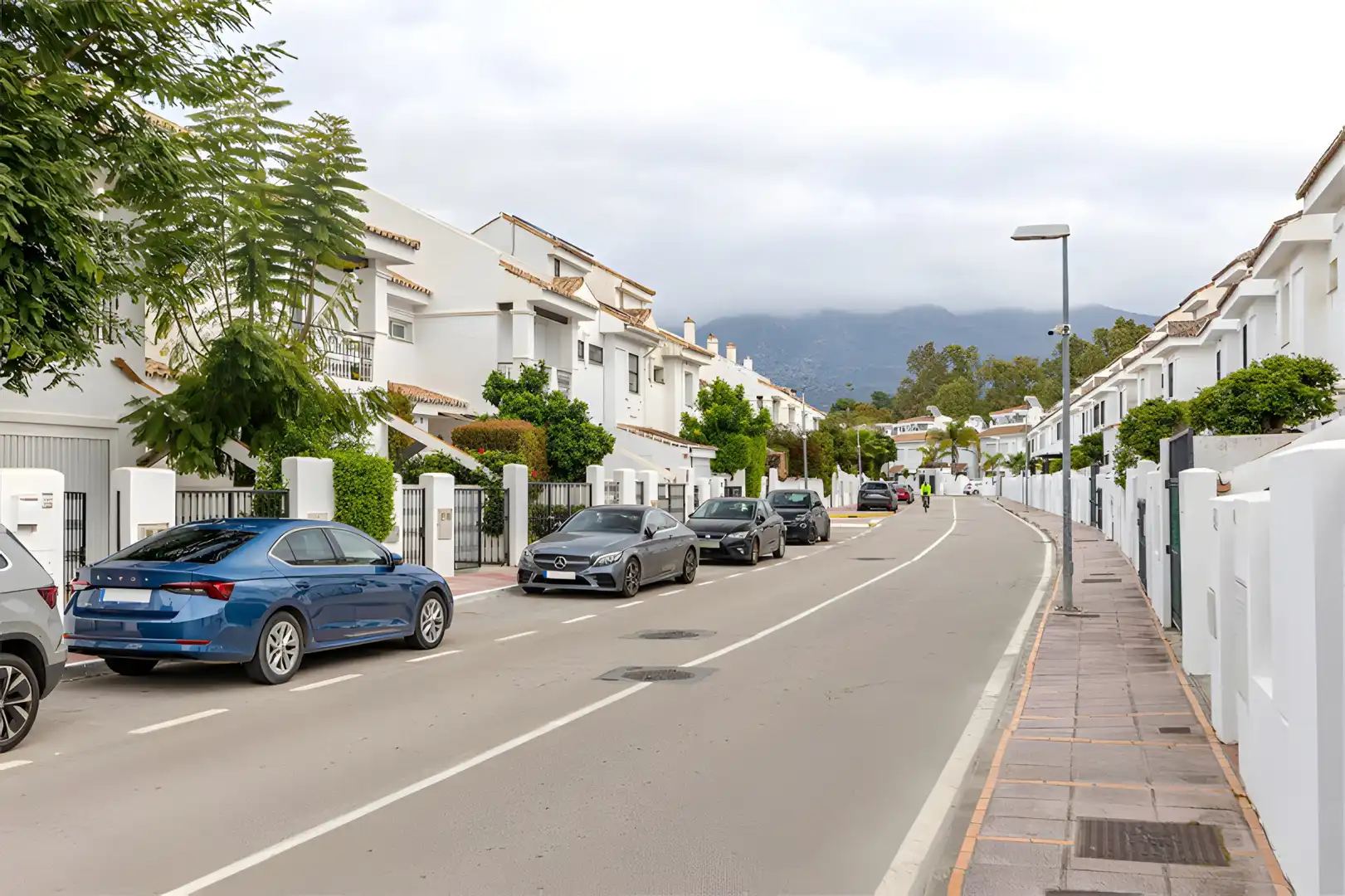 Reihenhaus mit Pool zum Verkauf in Nueva Andalucía, imagen 4