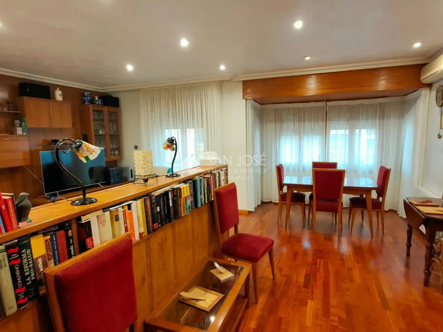 Sala d'estar de Pis en venda en Aspe amb Terrassa, Traster i Balcó