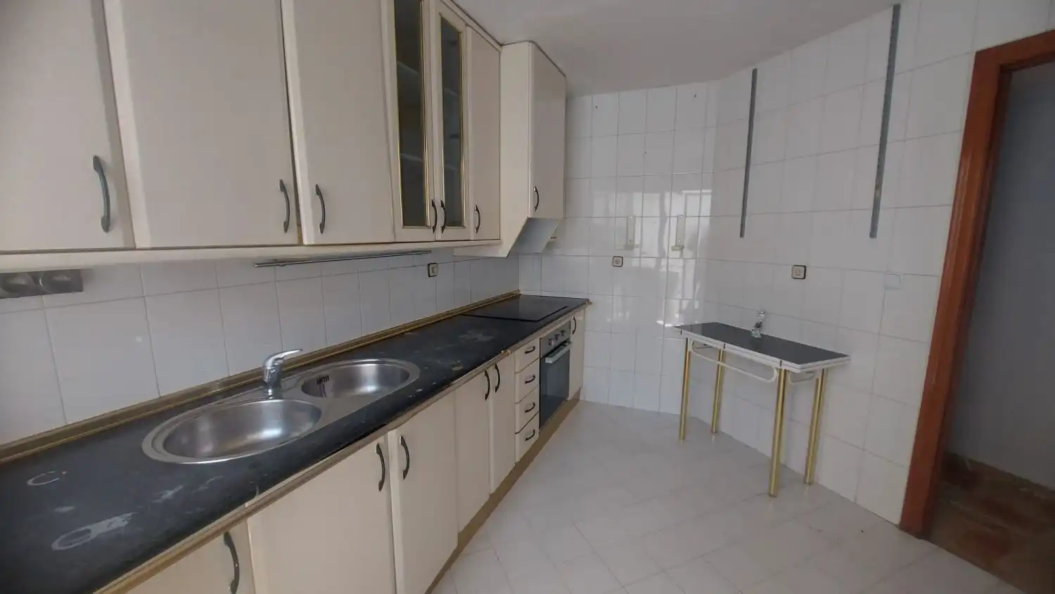 Cocina de Dúplex en venta en Jaén con Aire acondicionado, Trastero y Balcón