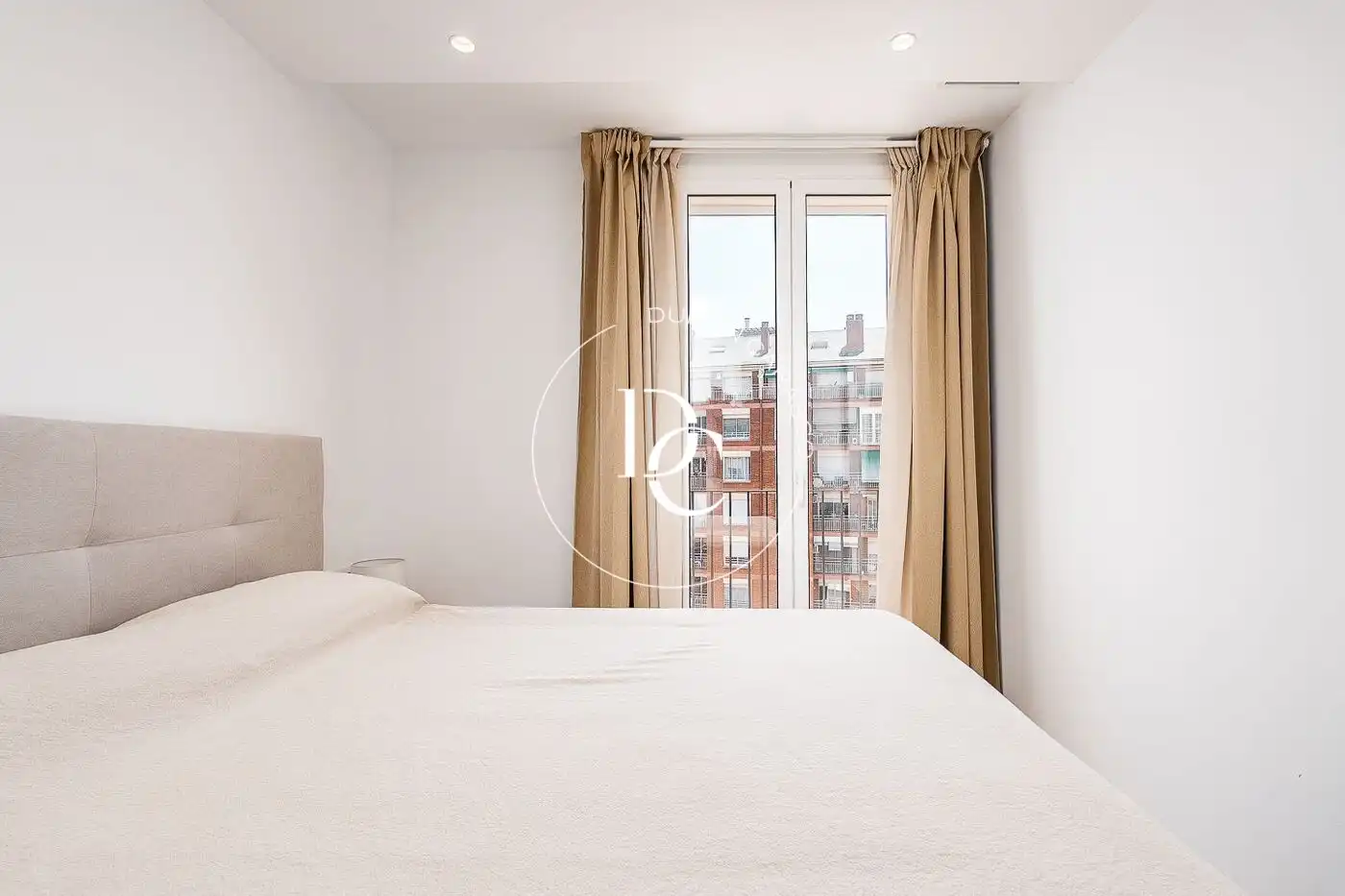 Bedroom of Flat for sale in Barcelona  with Air Conditioner, Heating and Terrace