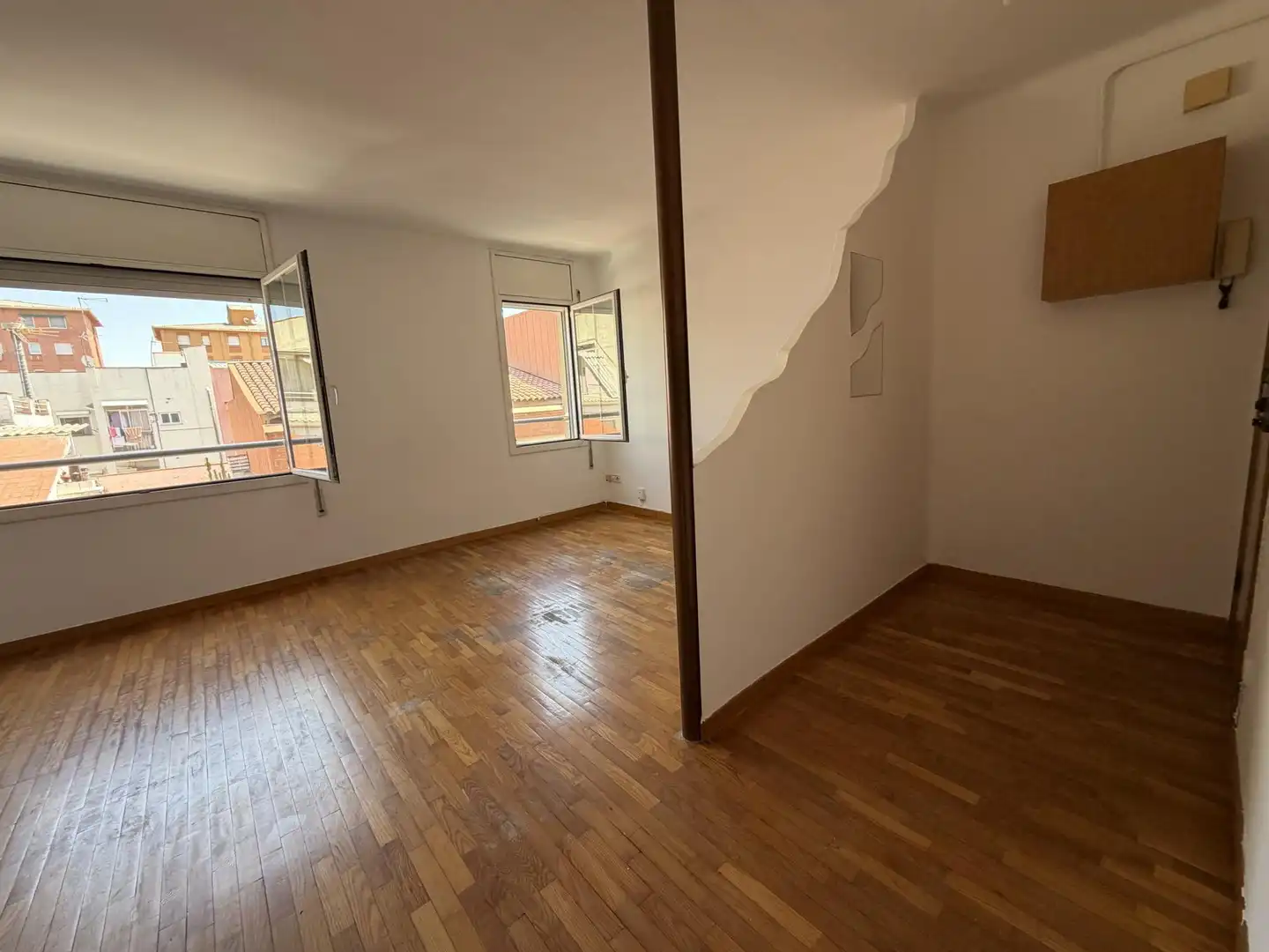 Living room of Flat for sale in Sabadell  with Oven
