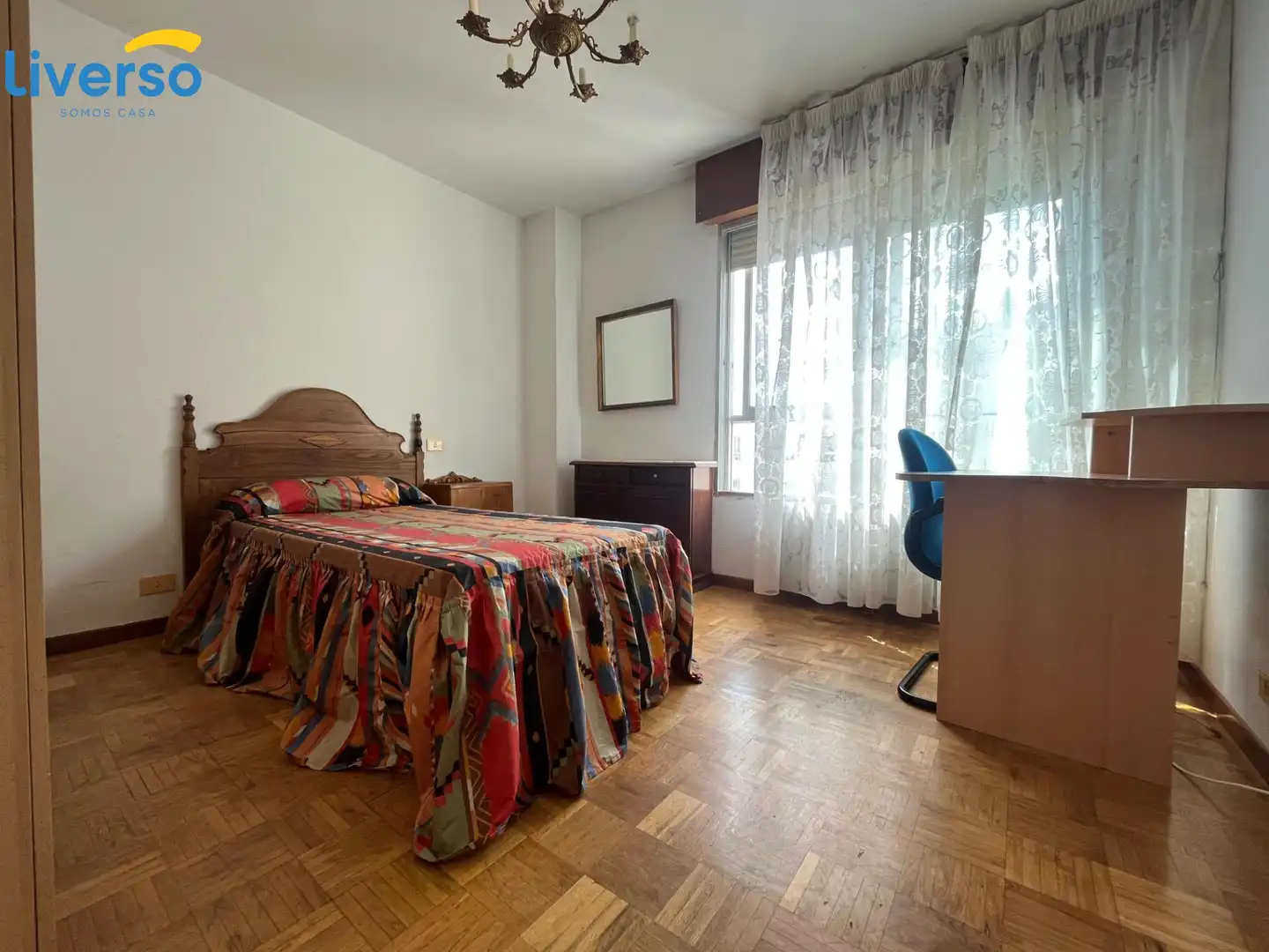 Habitació a Avenida CANTABRIA, Reyes Católicos