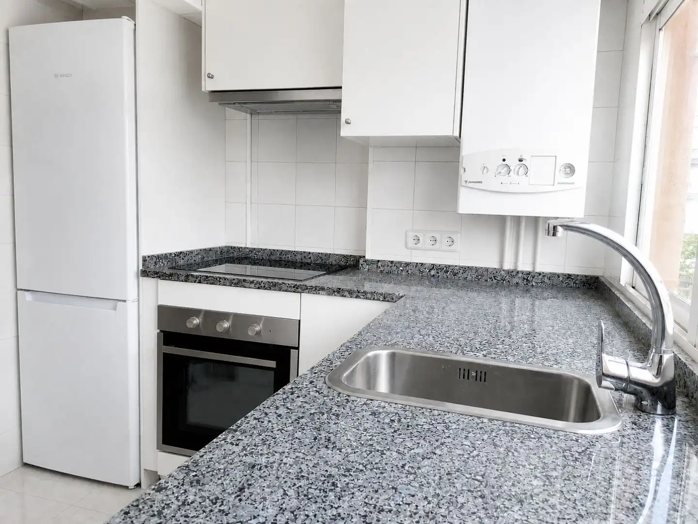 Küche von Wohnung zur Miete in  Madrid Capital mit Klimaanlage und Terrasse
